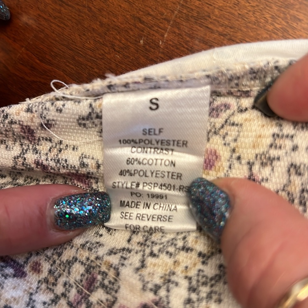 Floral print slacks. - Picture 5 of 5